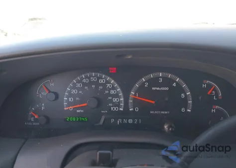 2000 Ford Expedition Xlt из США, поврежденный, VIN 1FMRU1563YLC44164